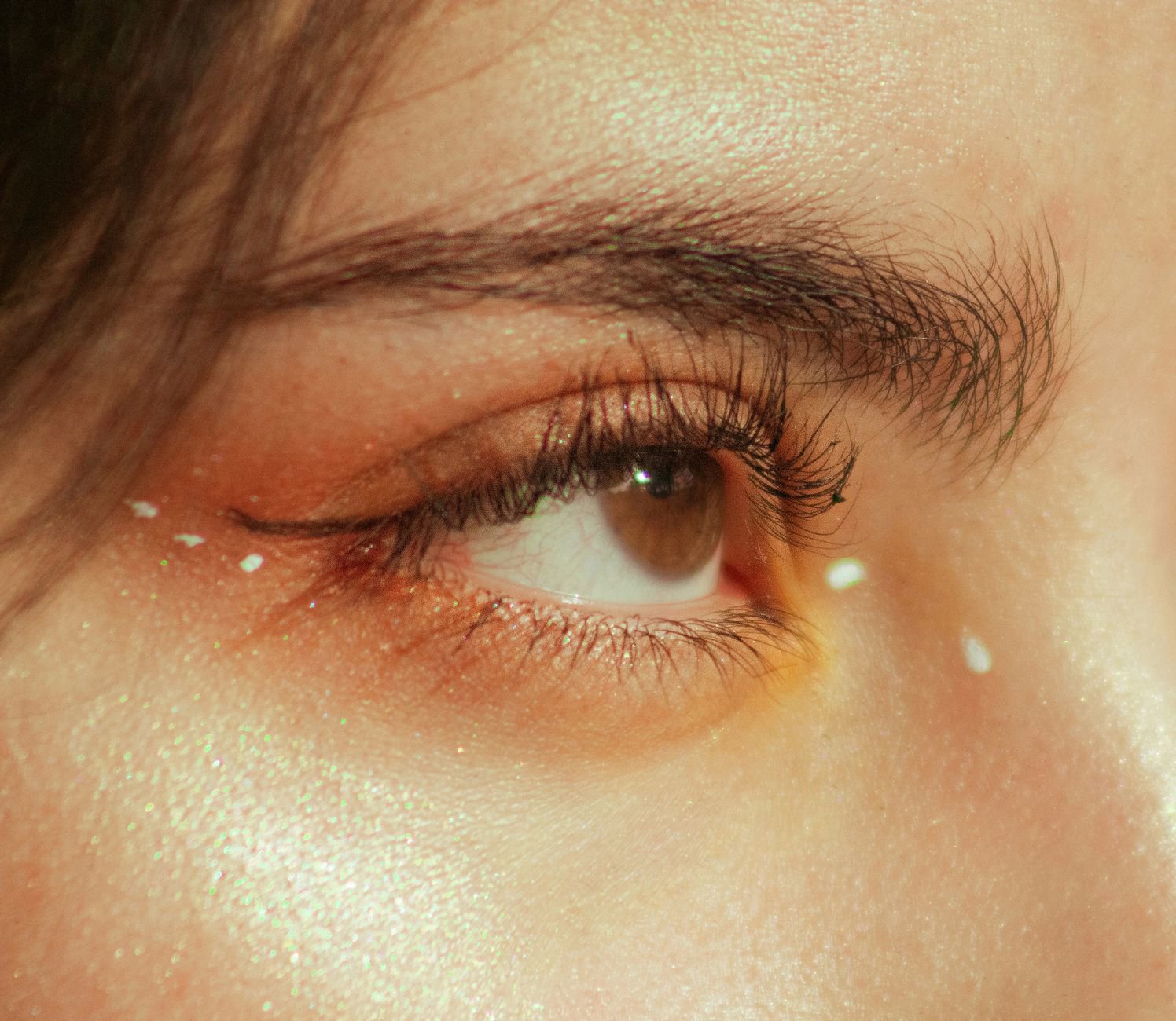 AI Glow en 2026 : le glow high-tech sans peau luisante