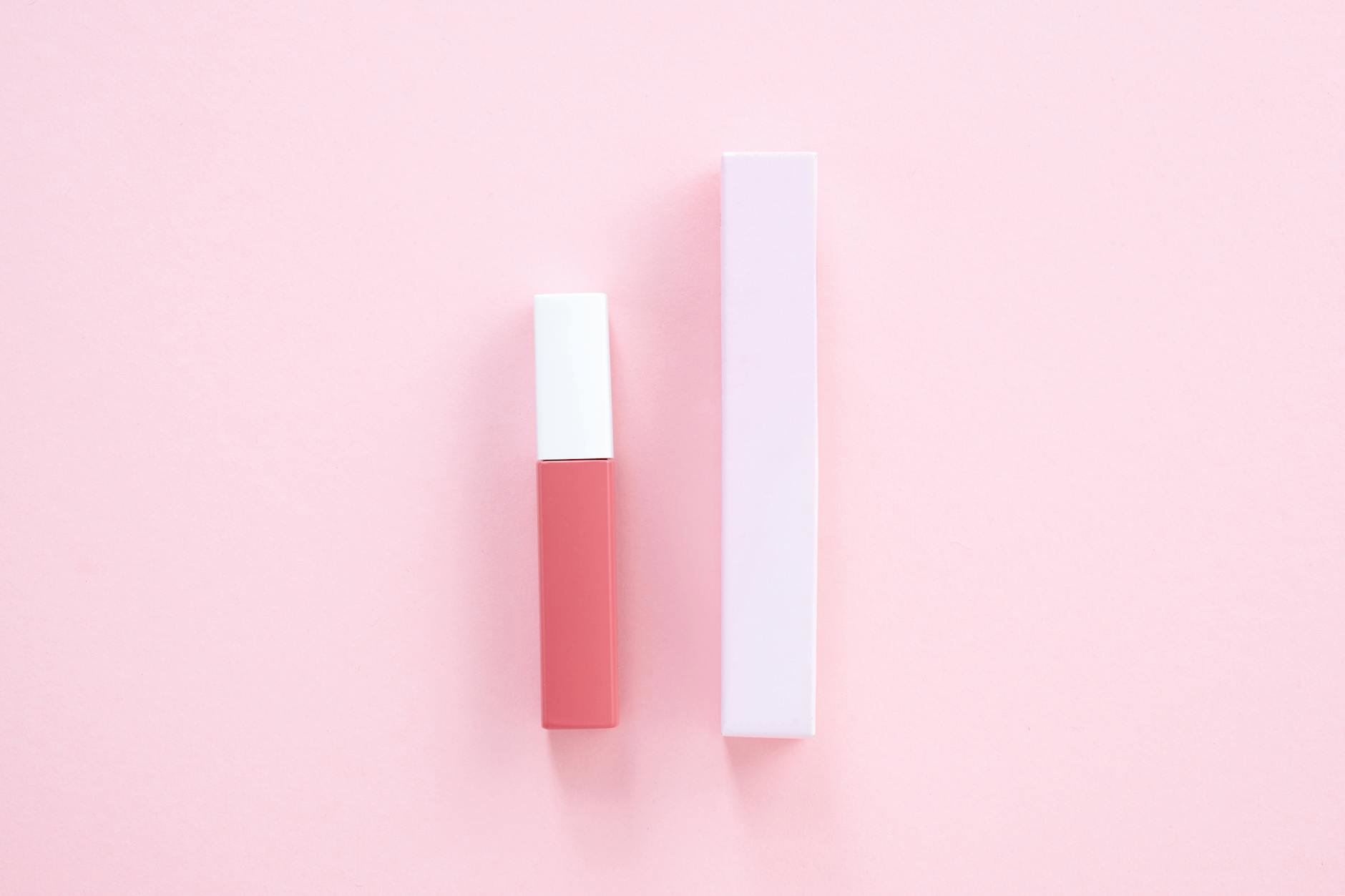 Baume à lèvres ou gloss : lequel choisir ?