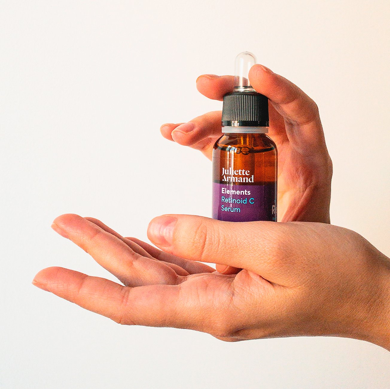 salicylic acid serum dropper close up