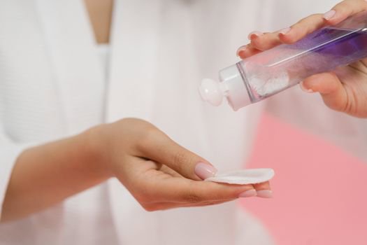 Can Milk Cleansers Remove Makeup and Sunscreen?