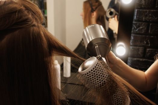 Glass Hair in Ireland: The Shine Routine That Actually Works
