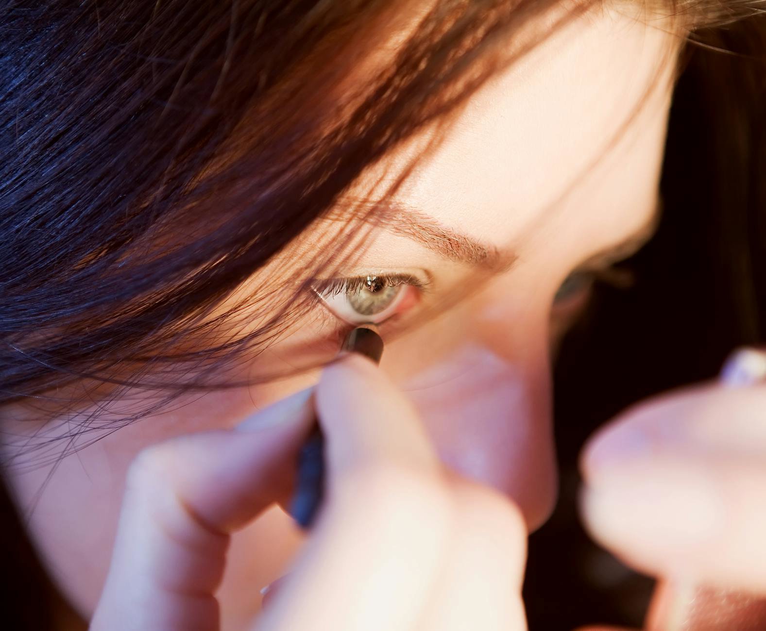 How to Apply Liquid Eyeliner for Hooded Eyes