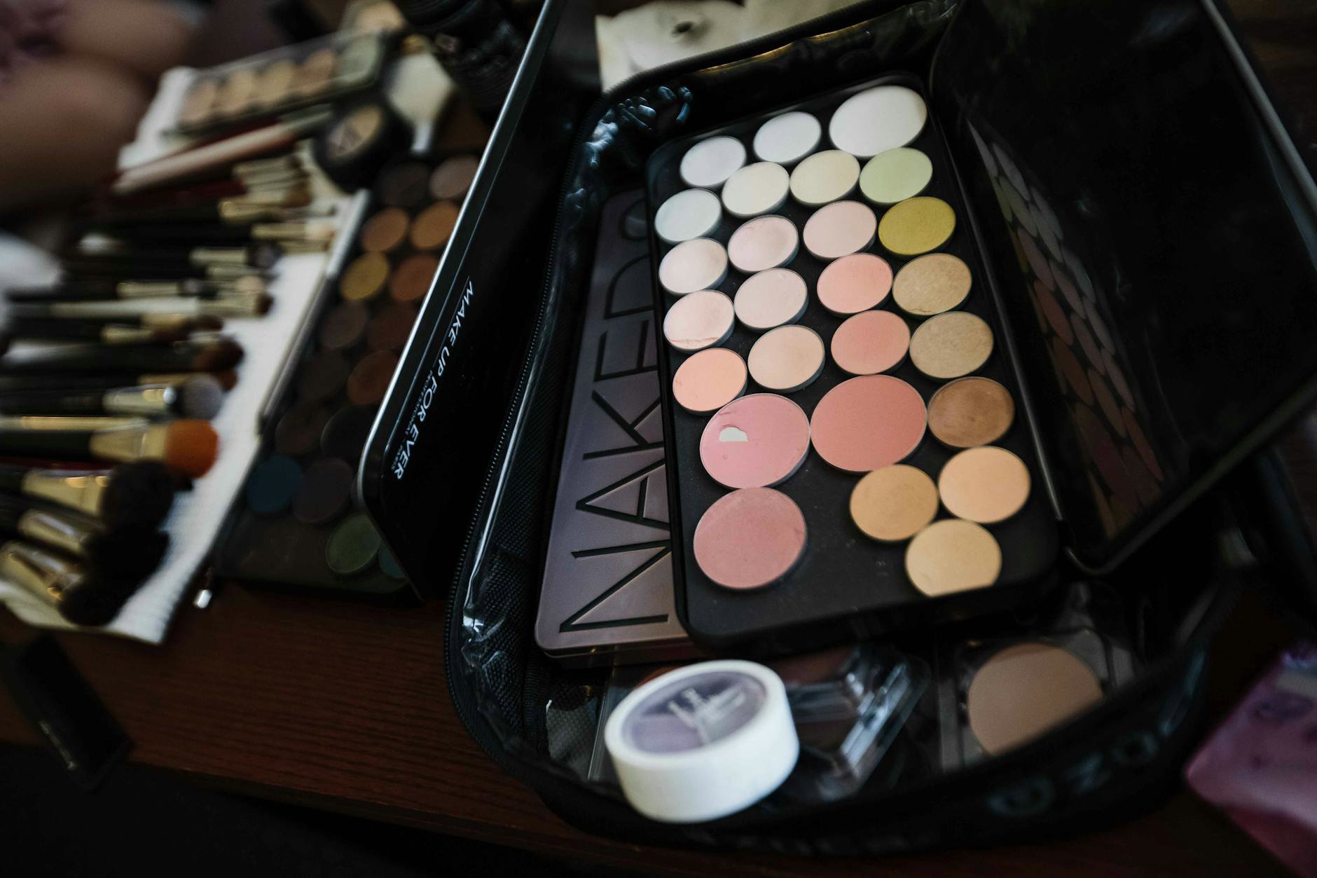 Urban Decay Naked Mini Eyeshadow Palette in travel bag