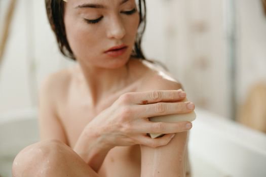 How to Choose the Best Soap for Sensitive Skin