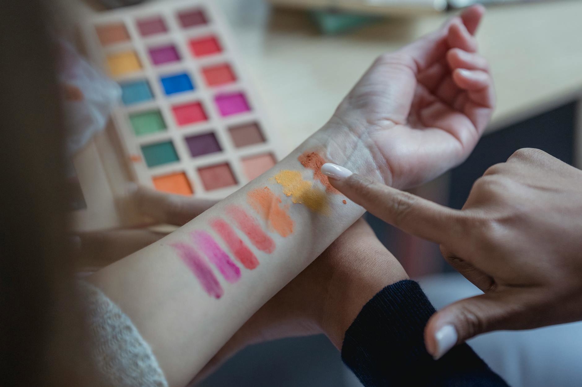How to Choose the Right Concealer Shade
