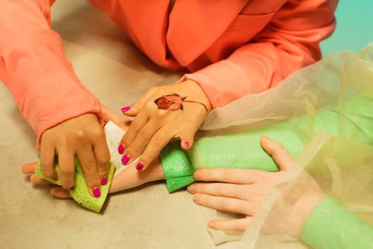 How to Remove Press-On Nails Without Damage