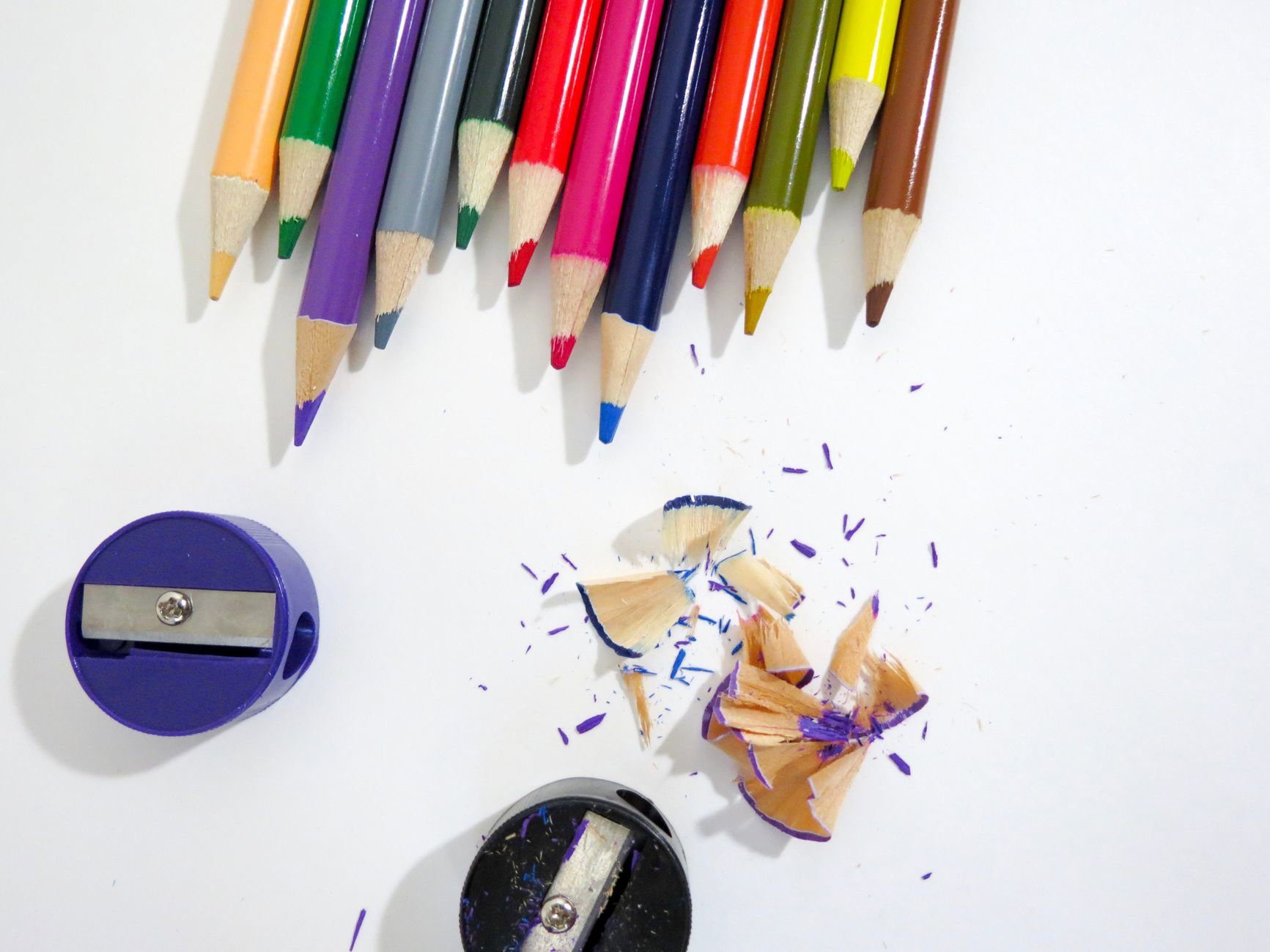 How to Sharpen Pencil Eyeliner Without Breaking It