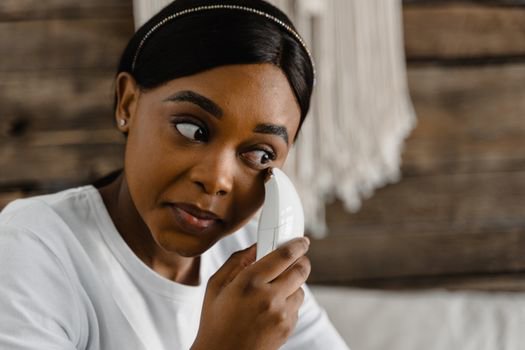 How to Use Anti-Ageing Toners & Firmers Safely