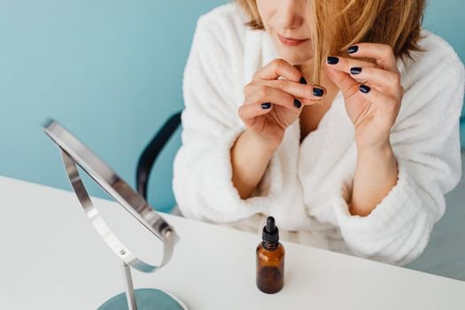 How to Use Hair Oil Without Greasy Hair