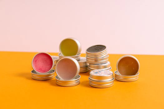 Lanolin Lip Balm: Benefits, Risks, and Alternatives