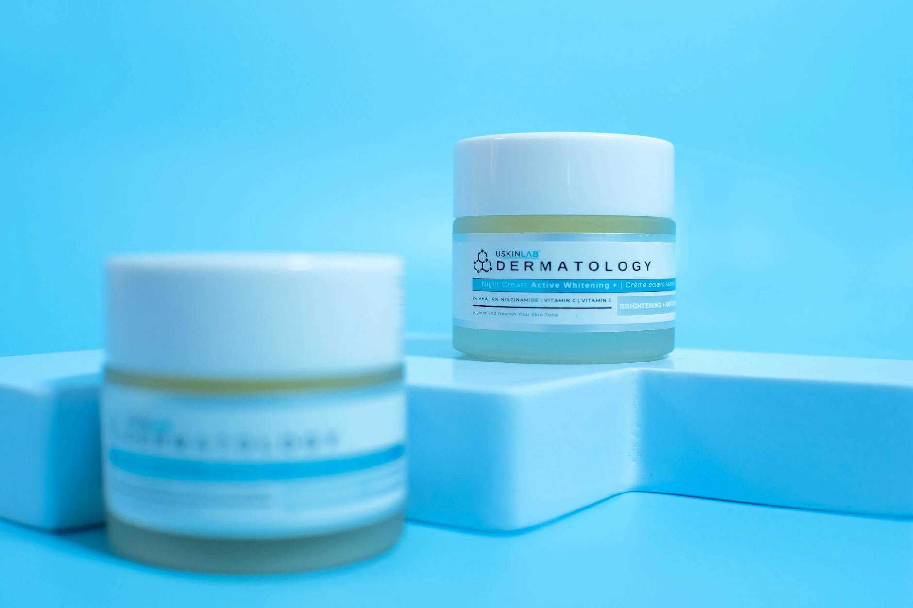 retinol cream jar texture close up