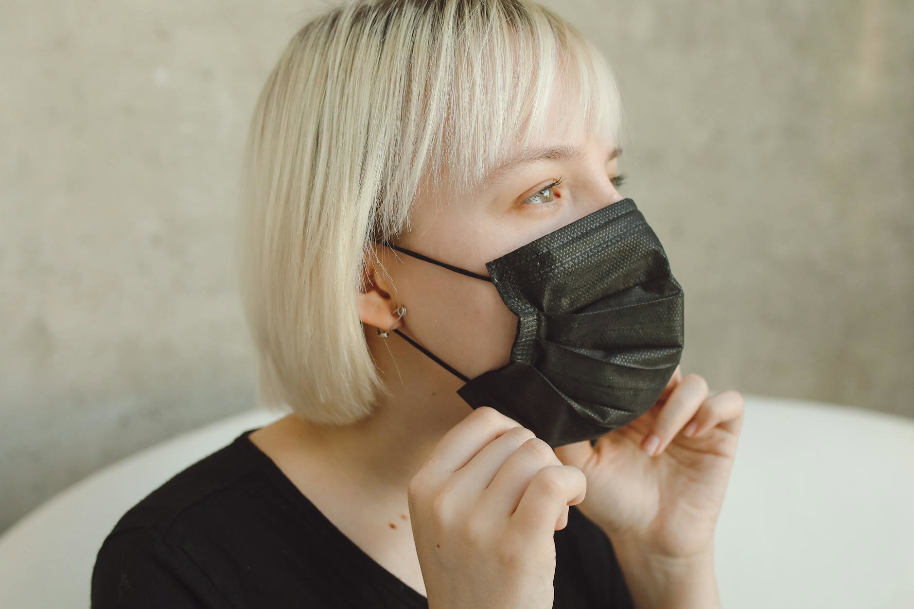 blonde hair before after mask glossy