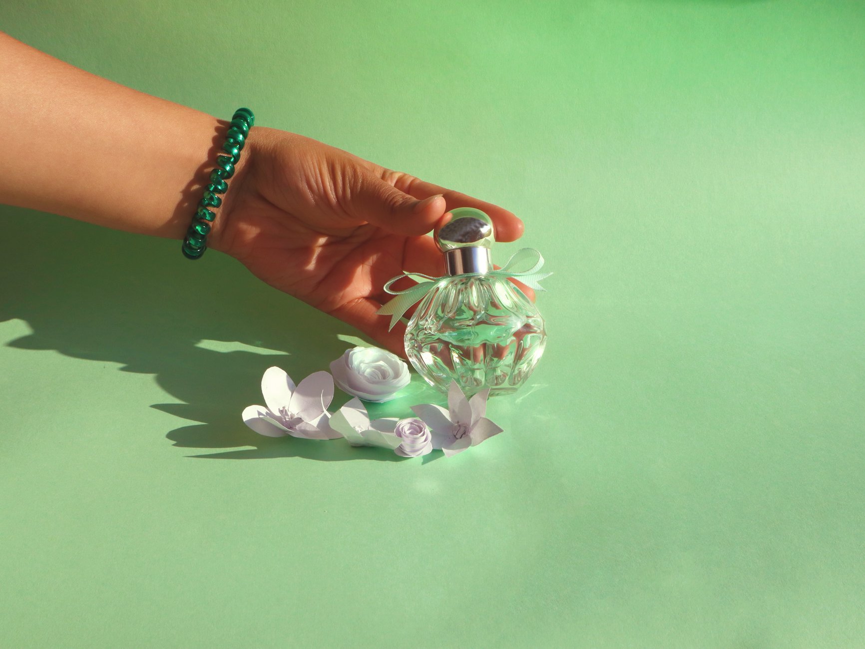 Parfums été 2026 : choisir juste sans payer la hype