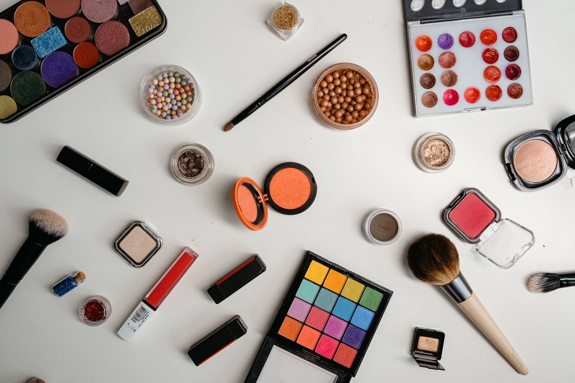 powder bronzer compact flatlay