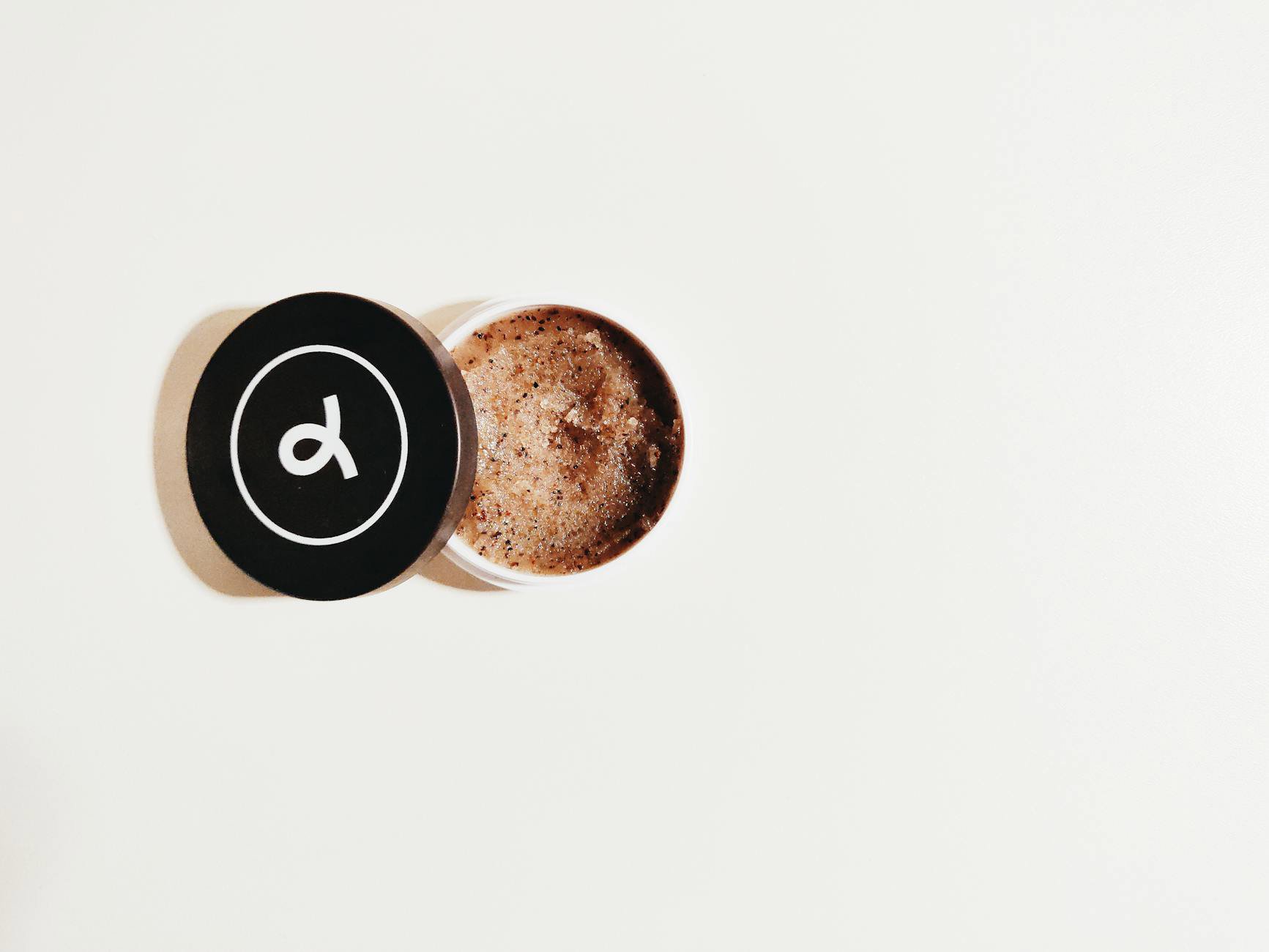 TikTok Beauty Trends in Canada: What I’d Actually Buy