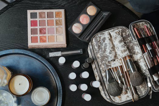 Was gehört in ein gutes Make-up-Set für Anfänger?