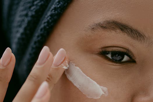 When Should You Start Using Anti-Ageing Eye Cream?