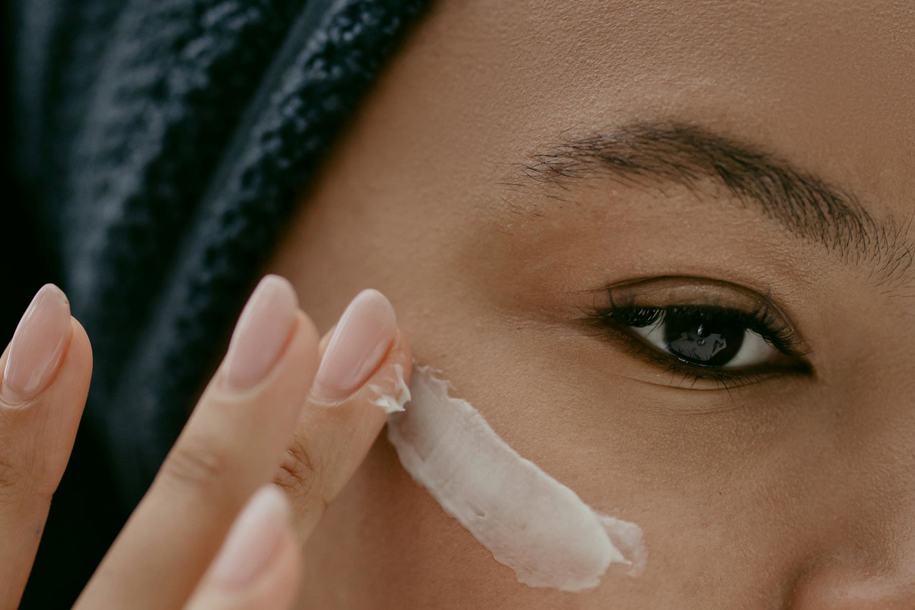When Should You Start Using Anti-Ageing Eye Cream?