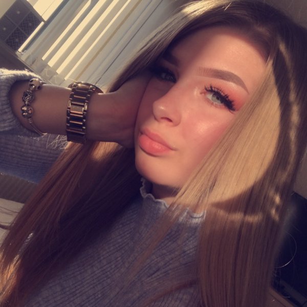 Chloegsanne