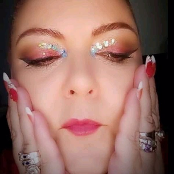 MissVicRose