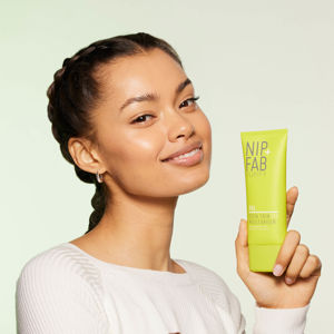 NIP AND FAB Teen Skin Fix Zero Shine Moisturiser - Acne & Spot Moisturisers & Serums 2