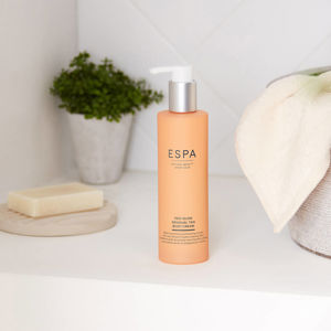 ESPA Gradual Tan Body Moisturiser - Graduelle Bräunungsprodukte 5