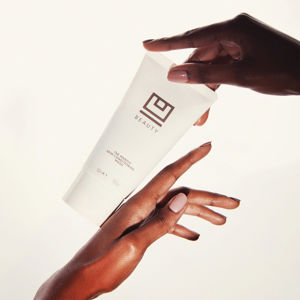U Beauty The Mantle Skin Conditioning Wash - Foam & Wash Cleansers 4