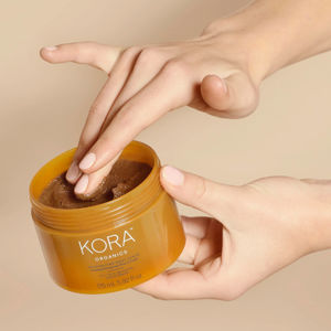 Kora Organics Invigorating Body Scrub - Körperpeelings 4