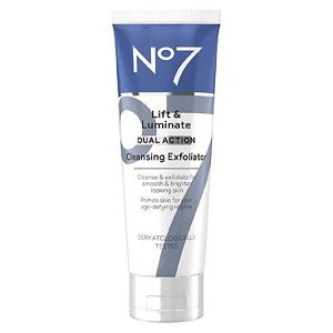 NO7 Lift & Luminate Dual Action Cleansing Exfoliator - Face Exfoliants 2