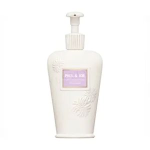 Paul & Joe Smoothing Body Soap
