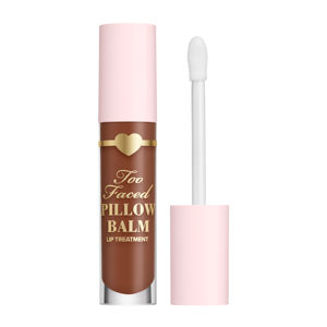 Too Faced Hot Cocoa Kiss