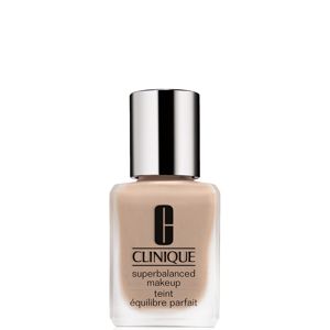 Clinique Superbalanced Makeup