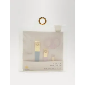 Bloom This four-part manicure set includes