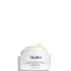 Medik8 Intelligent Retinol Glättende Nachtcreme