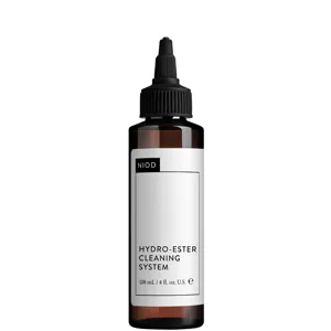 Niod and sunscreen while