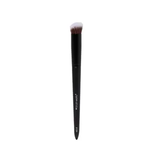 brushworks No.8 Precise Angled Concealer Buffing Brush