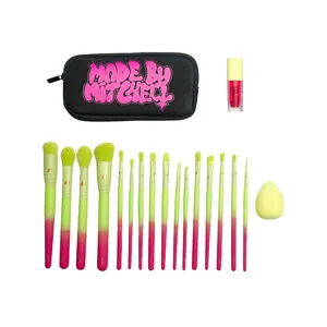 Made By Mitchell 16 Piece Ombre Brush Set With Blursh & Blender Cow Lick