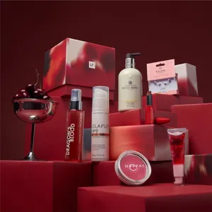 Lookfantastic The Christmas Present Edit