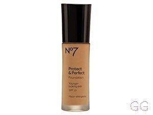 Protect & Perfect Foundation