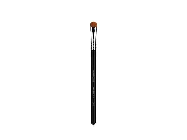 E55  Eye Shading Brush