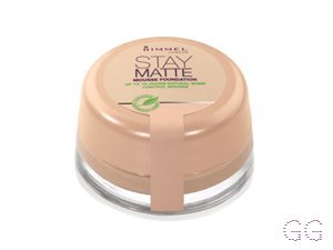 Stay Matte Mousse Foundation