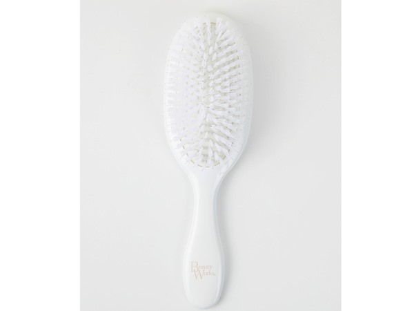 Beauty Works Molly Mae X  Brush