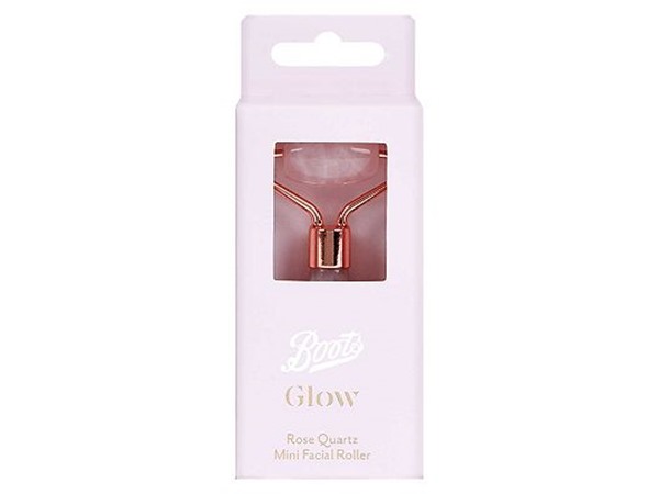 Boots Glow Rose Quartz Mini Facial Roller
